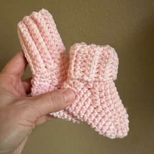 Preemie Warm Soft Pink Baby Booties/Socks